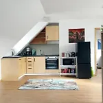 Klimatisiertes Mit Balkon Apartman *