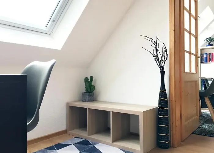 Klimatisiertes Mit Balkon Daire