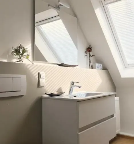 Klimatisiertes Mit Balkon