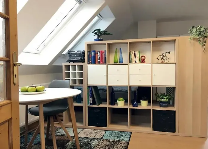 Daire Klimatisiertes Mit Balkon Neustadt an der Weinstraße